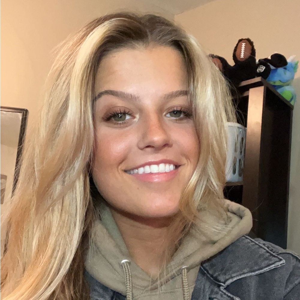 Meet your Posher, Raina